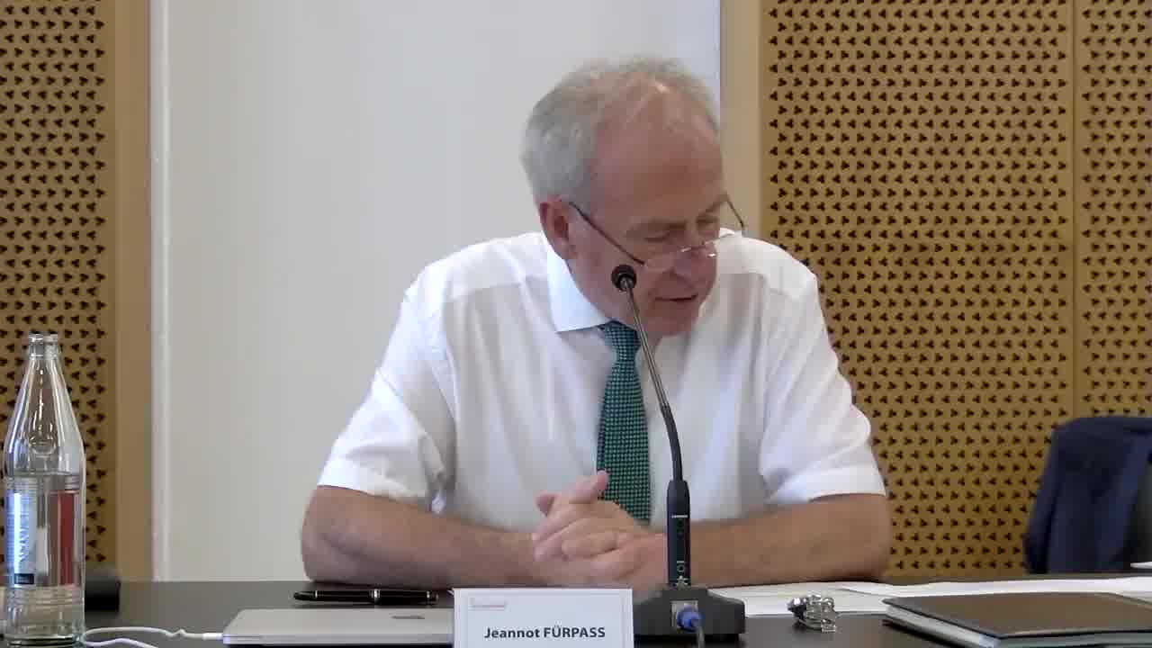 11) commissions consultatives a) Commission des bâtisses - Nomination d'un expert et du secrétaire