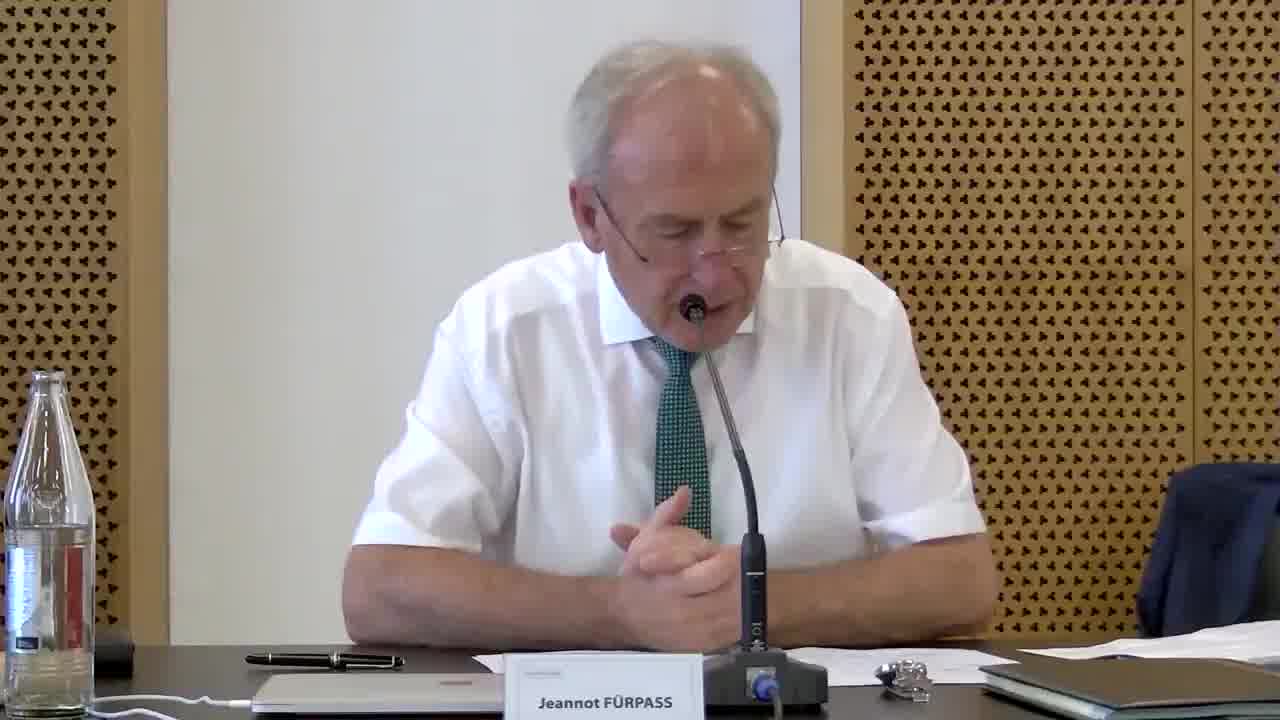 7) d) Décompte du projet 4/910/223500/20015 - réaménagements des 2 arrêts de bus existants du pont